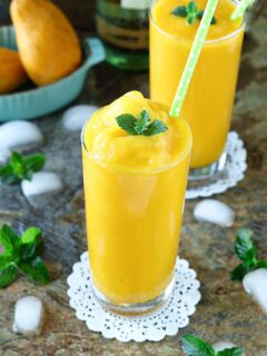Frozen Mango wine slushie with ice